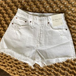 White High Rise Mom Short